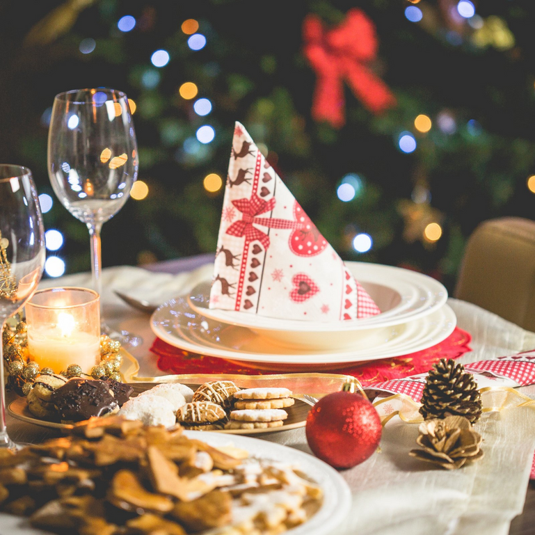 How To Stay On Track During The Holidays 🎄 Image